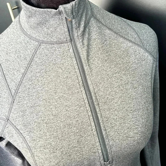 Reebok Play Warm quarter zip pull over thumb hole sleeve, Heather gray - S - Picture 6 of 13